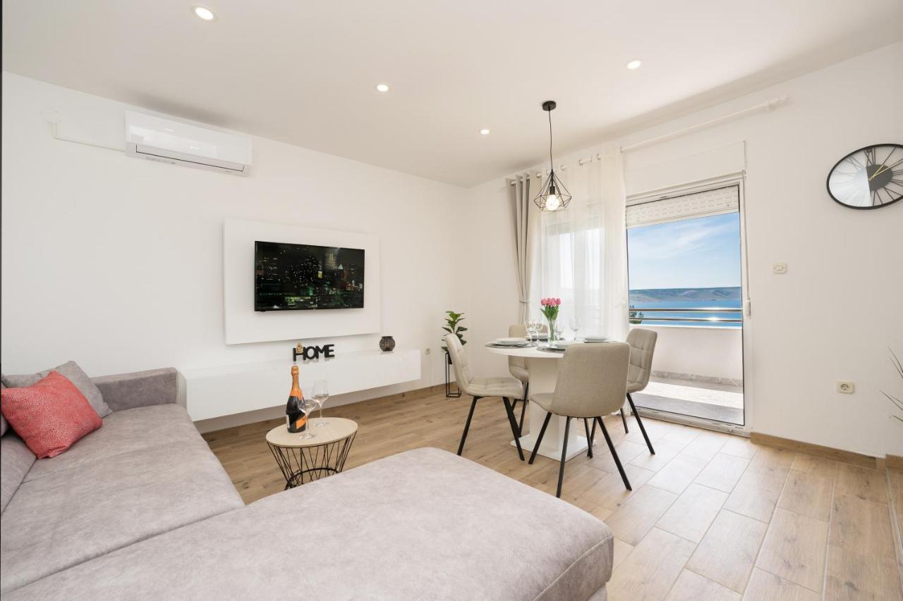 Apartmani Tomeri Starigrad Paklenica Exterior foto
