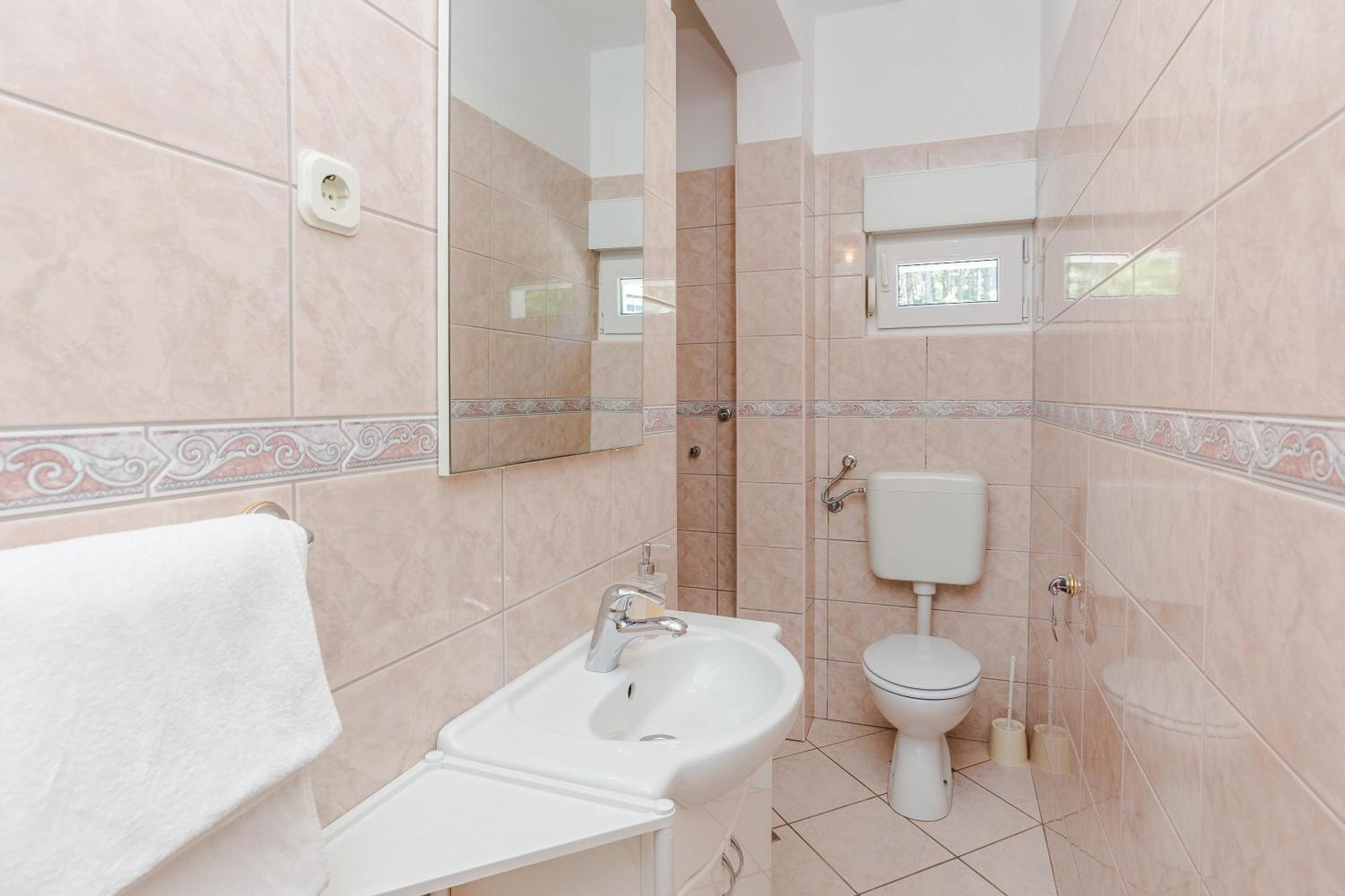 Apartmani Tomeri Starigrad Paklenica Exterior foto